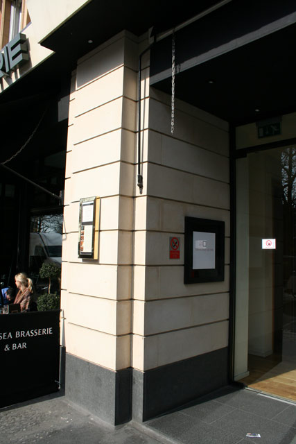 On the north side of Sloane Square a new hotel and bar has been opened with RCR designing, supplying and installing the Pre-cast Stone and Granite shopfront